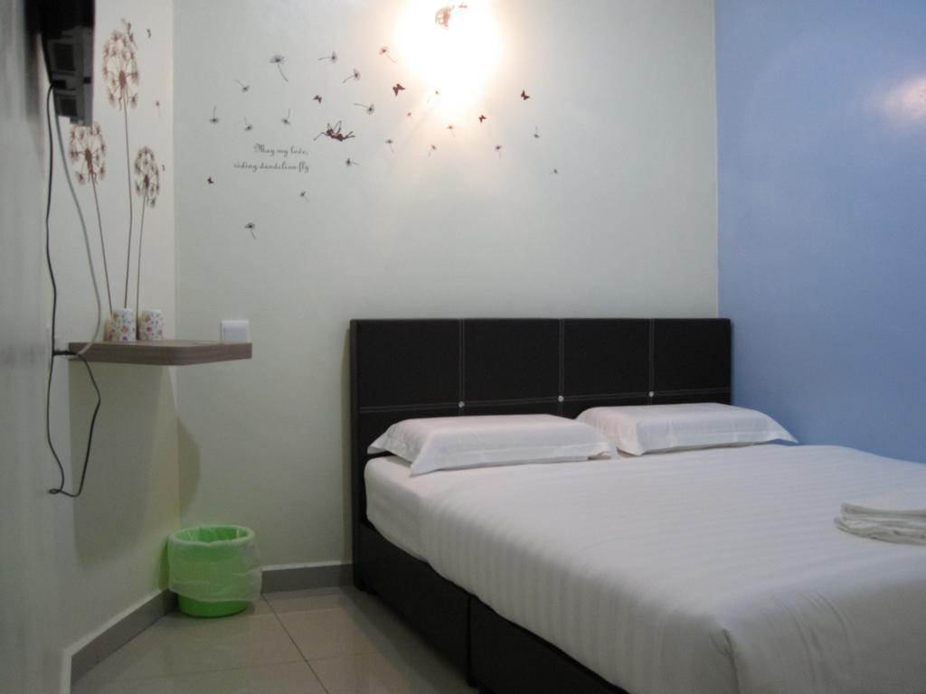 Max Inn Hotel Parit Raja Rom bilde